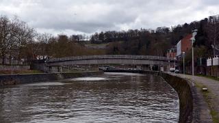 namur0902140223