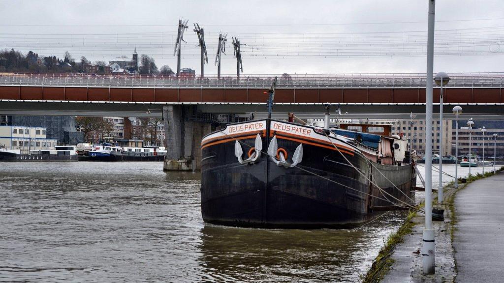 namur010215_59