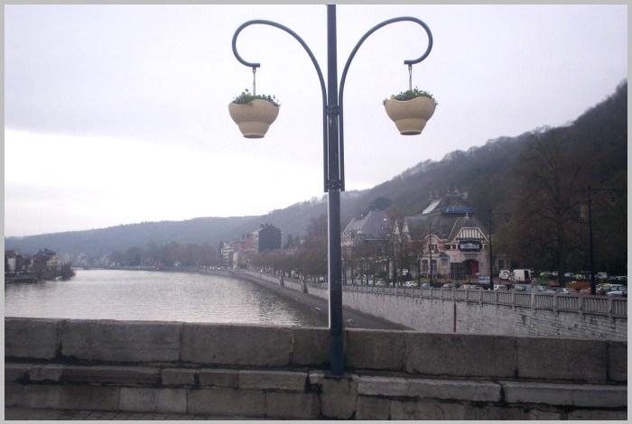 namur220106031