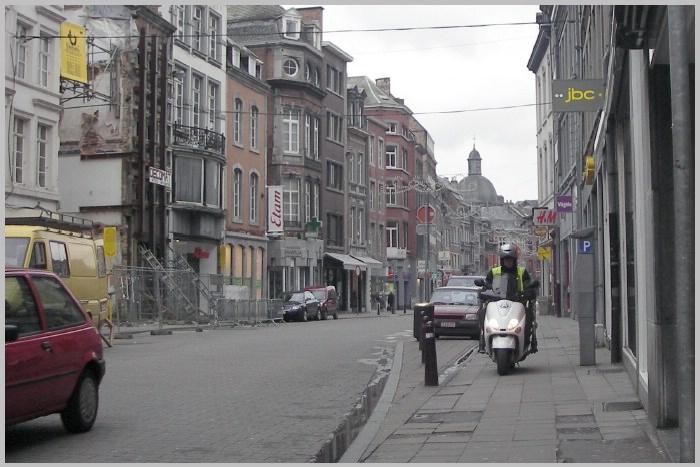 namur290106031