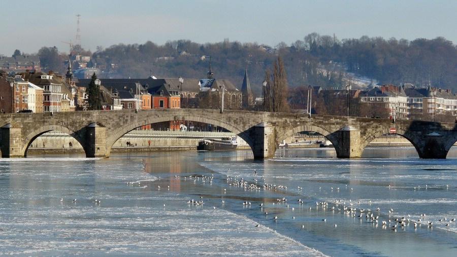 namur180109039