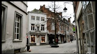 namur160111082