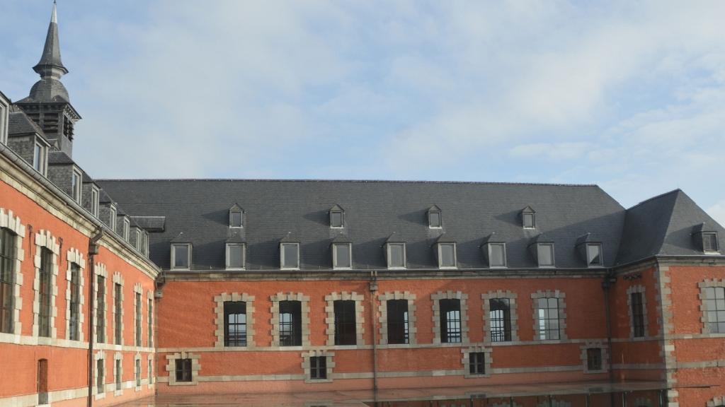 namur2501150004