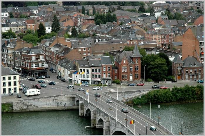 namur300706008