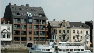 namur300706024