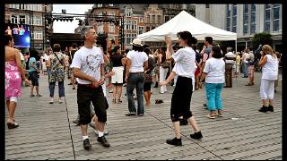 namur040710215