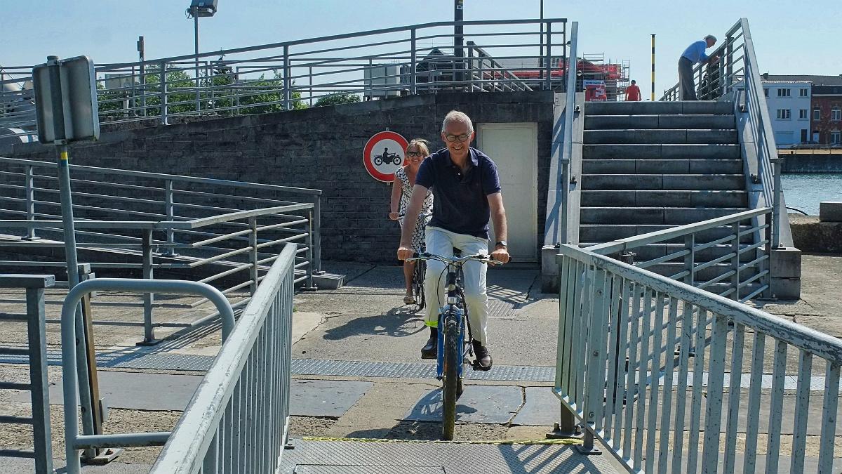 namur1507180104