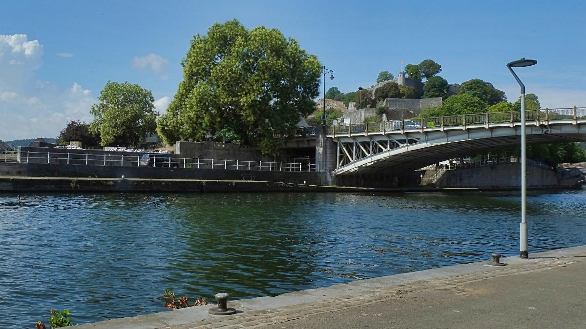 namur2907180090
