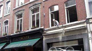 namur040606018