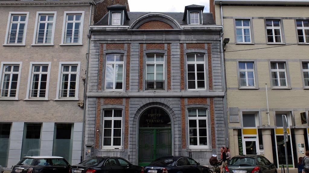 namur110617018