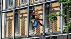 namur040617076