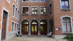 namur110617023
