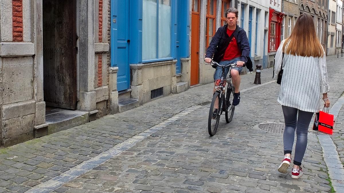 namur0306180175