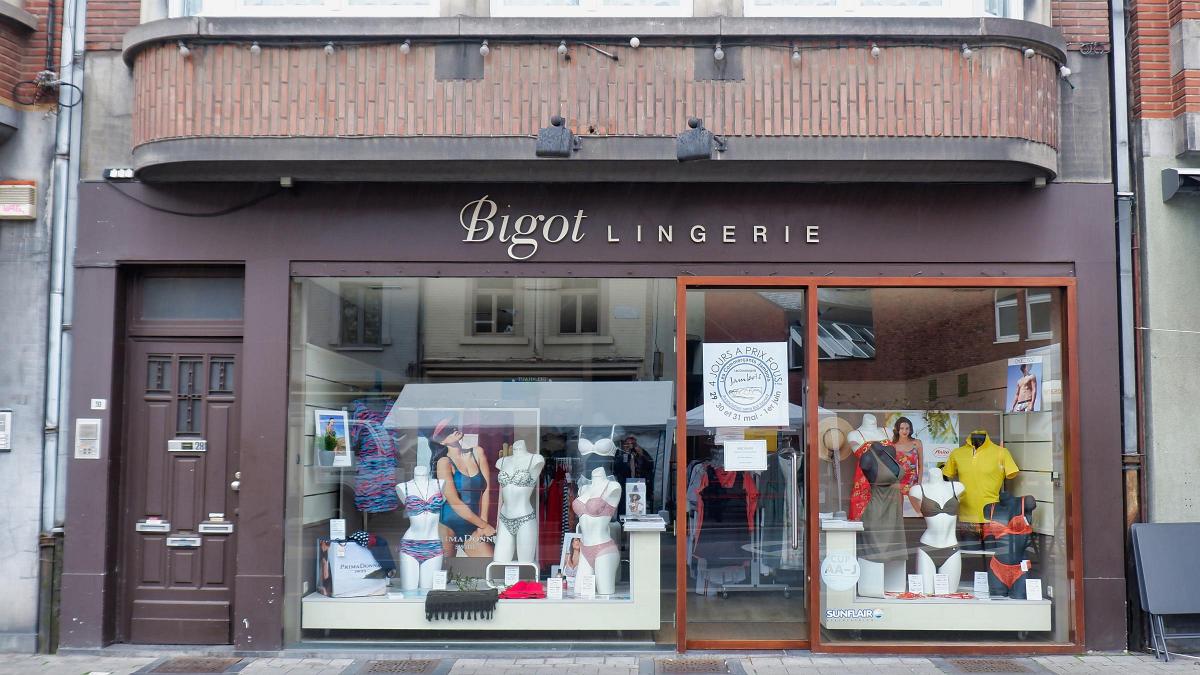 namur020619003
