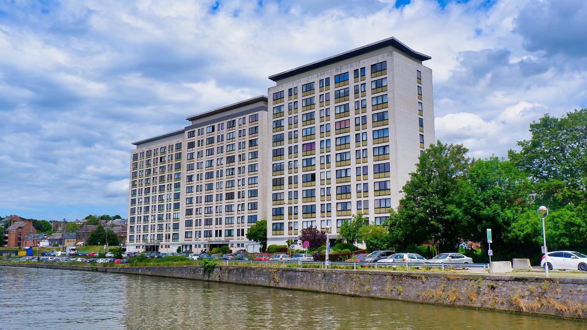 namur160619272