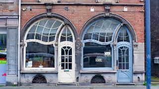 namur020619026
