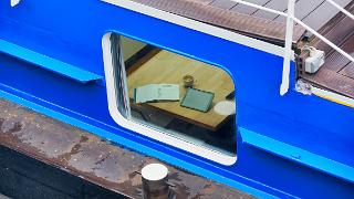 namur020619030