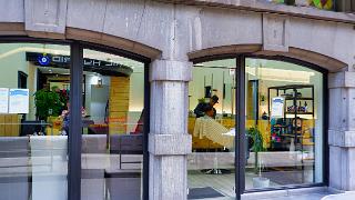namur090619028