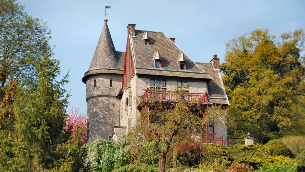 namur020510083