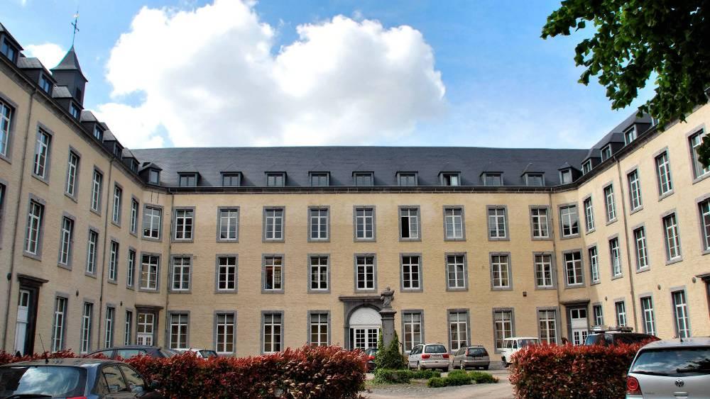 namur090510059