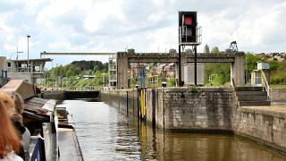 namur090510018