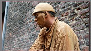 namur300510050