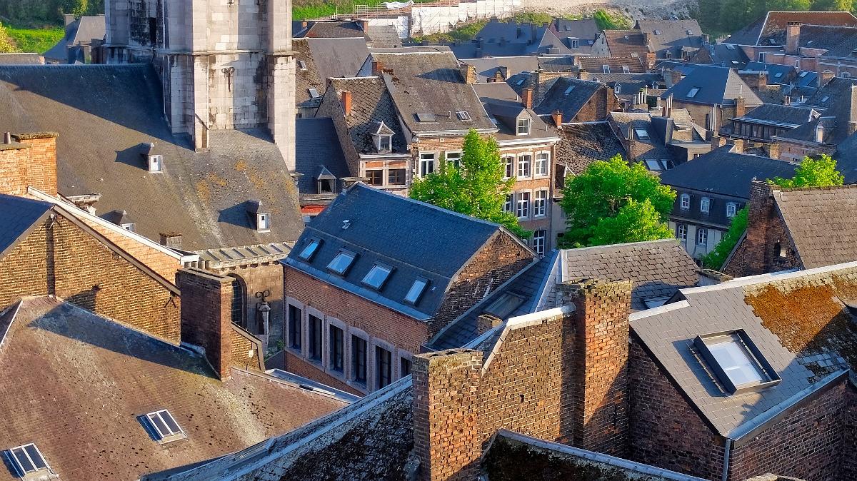 namur0605180243