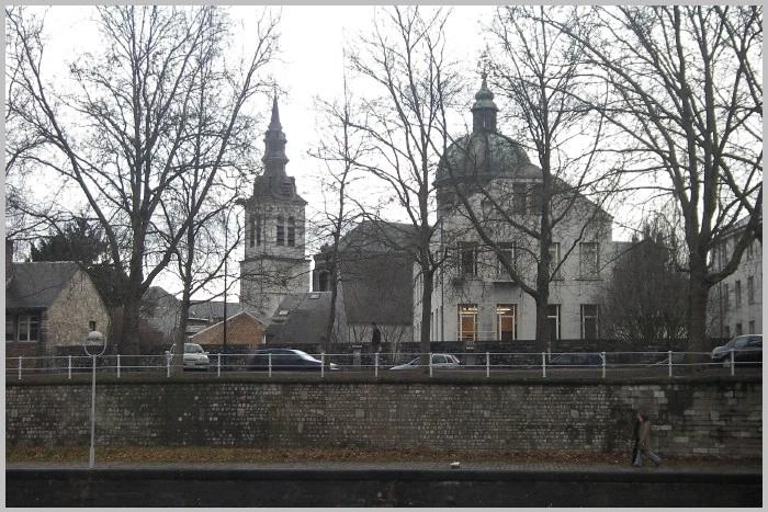 namur260306002