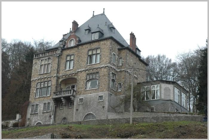 namur260306005
