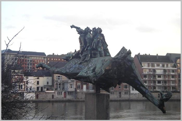 namur260306011