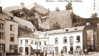 Place_Pied_du_Ch_teau_1