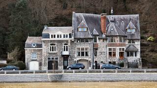 namur140310008
