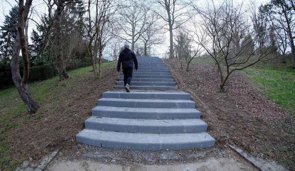 namur050317002