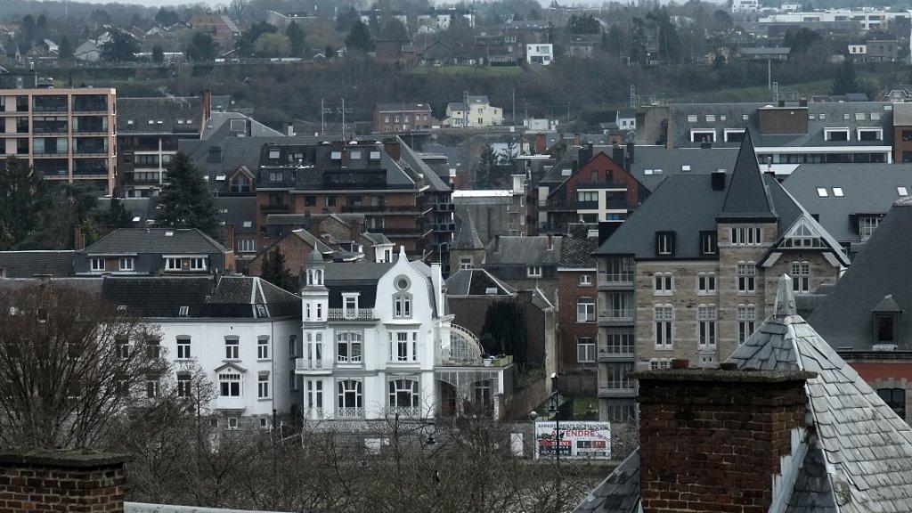 namur120317028