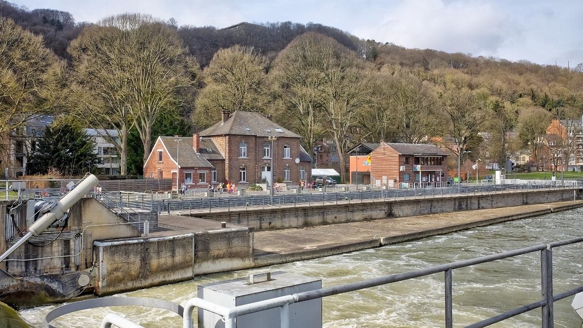 namur2503180003