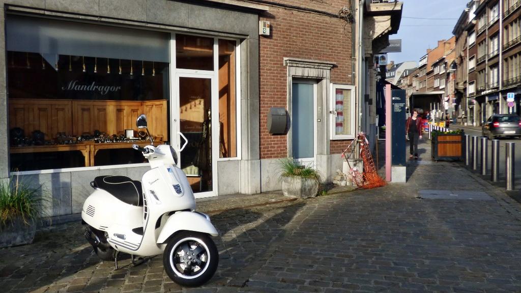 namur0211140168