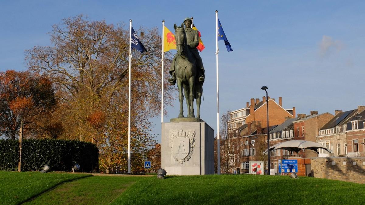 namur151115019