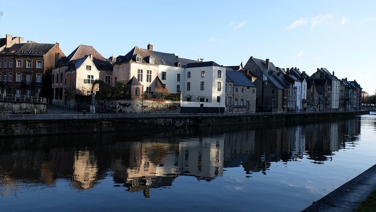 namur291115058