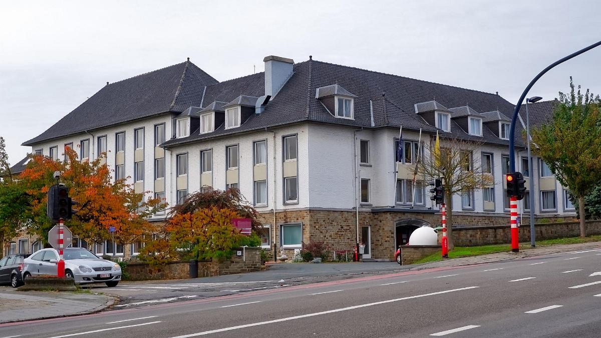 namur0411180043
