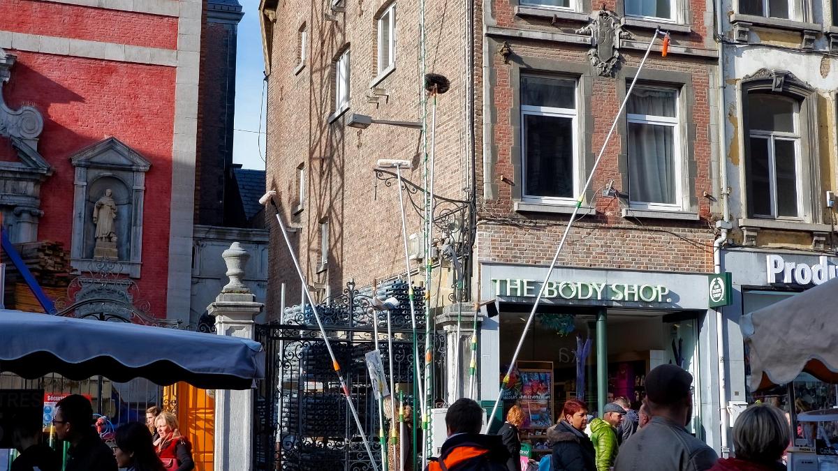 namur0411180063