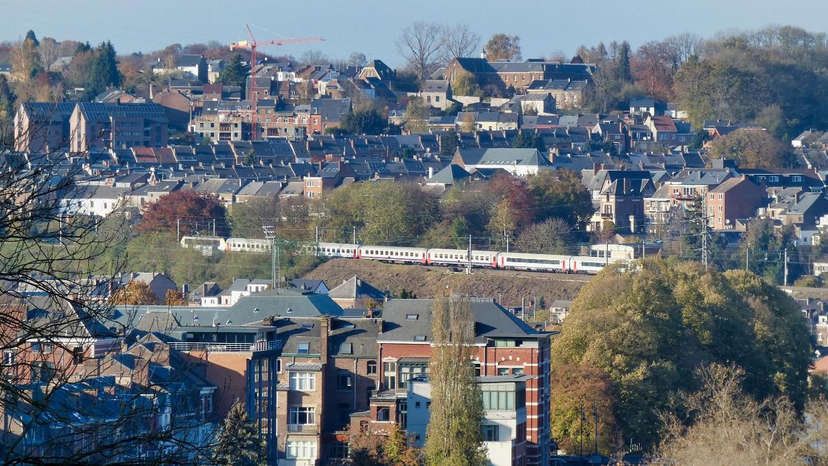 namur241119096