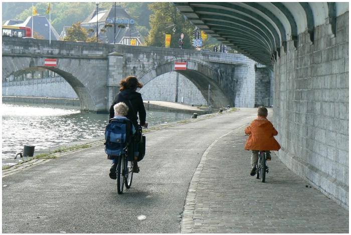 namur011006023