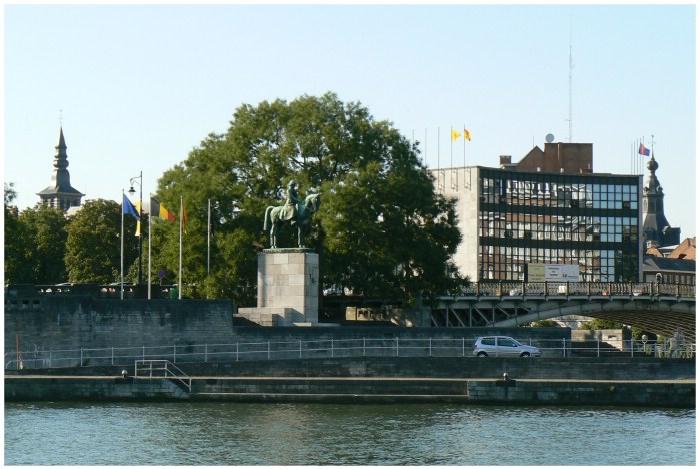 namur081006019