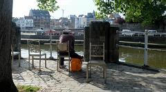 namur011017033