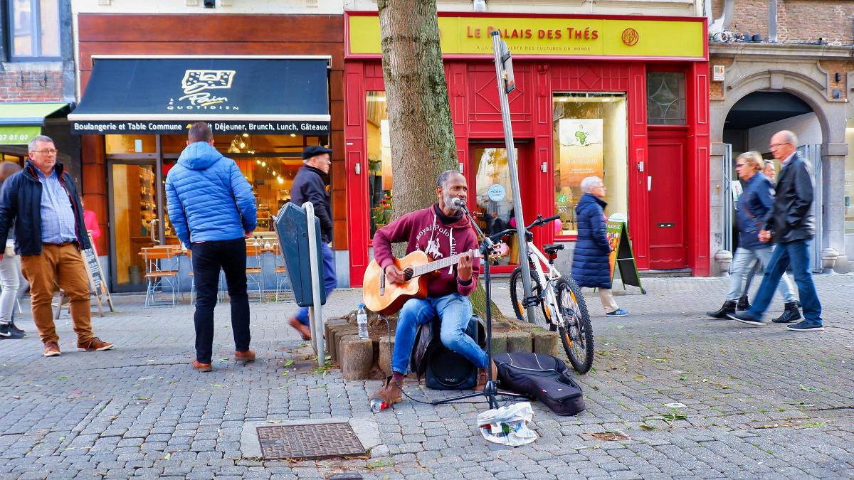 namur061019010