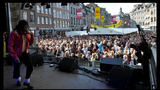 lundi2010194