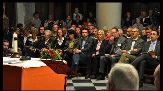 lundiwallos20120023