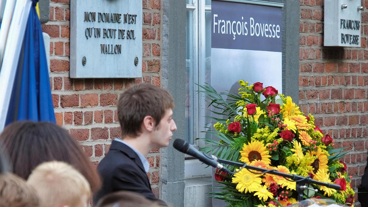 namur1609180124