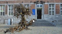 namur0909180119