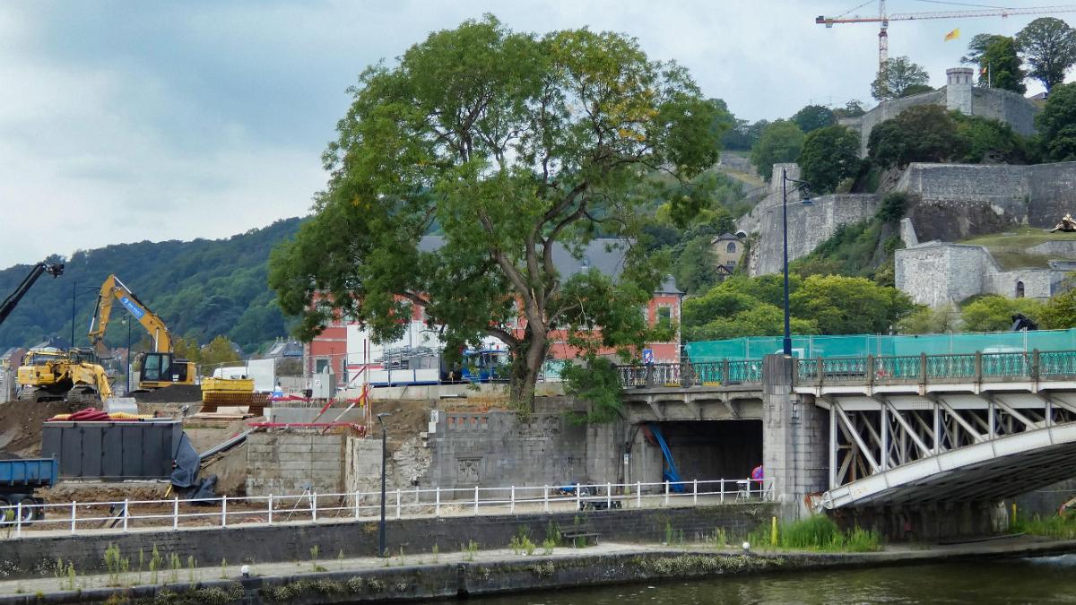 namur010919035